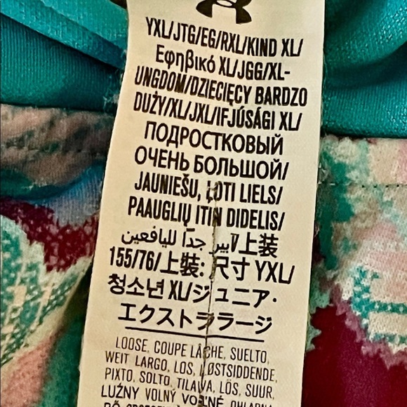 Girls Under Armour Cold Gear Hoodie Size YXL - Picture 4 of 4